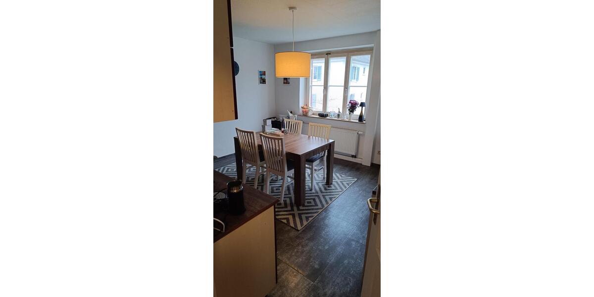 Etagenwohnung Gundelfingen - 2 Zimmer, 63 m&sup2;, 750&euro; | Angebot:26296427