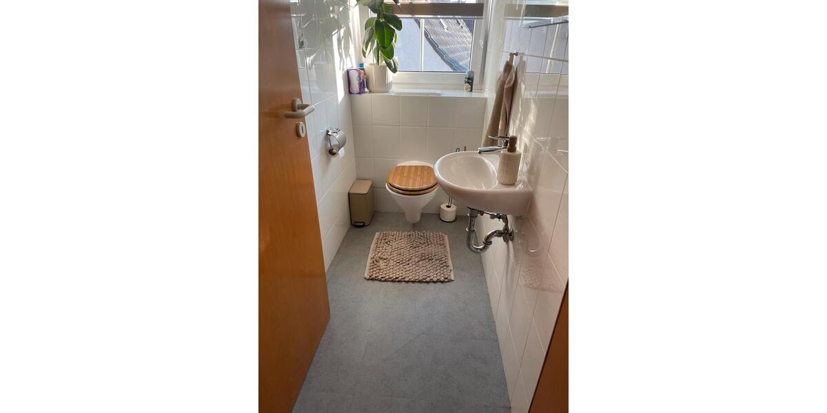 Etagenwohnung Markt Erlbach - 4.5 Zimmer, 110 m&sup2;, 280.000&euro; | Angebot:26823797