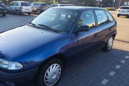 Opel Astra 105.000 km 2.900 &euro; Curau 23617