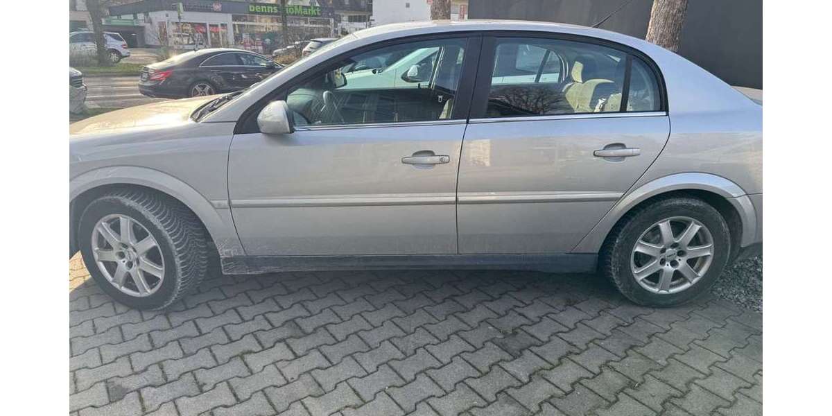 Opel Vectra 87.200 km 5.490 &euro; München 81243