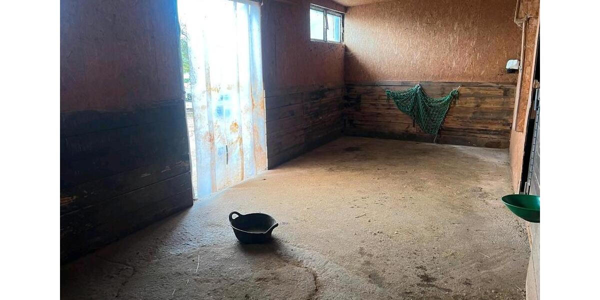 Bauernhaus, Landhaus Lebach - 6 Zimmer, 180 m&sup2;, 150.000&euro; | Angebot:26758746
