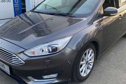 Ford Focus 91.560 km 12.995 &euro; Petershagen 32469