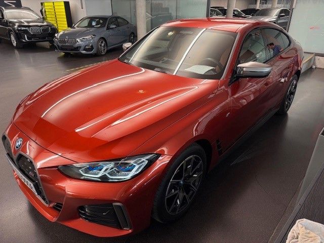 BMW i4 43.000 km 47.999 &euro; Furth OT Arth 84095
