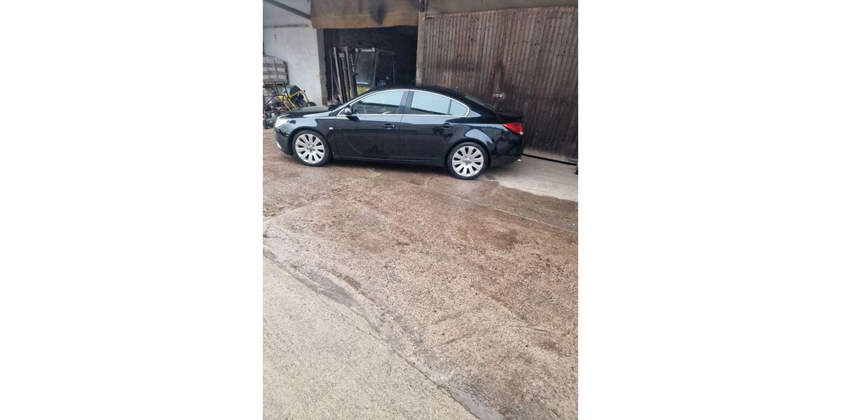 Opel Insignia 170.000 km 1.600 &euro; Lügde 32676