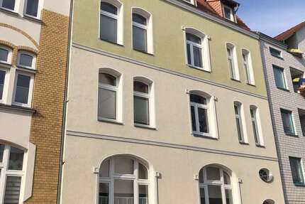 Wohnung Güstrow Distelberg - 6 Zimmer, 181 m&sup2;, 290.000&euro; | Angebot:25925232