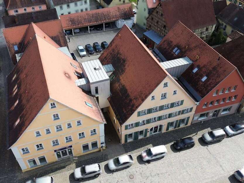 Haus zum Kaufen in Windsbach 3.349.000 € 715 m²