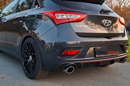 Hyundai i30 83.000 km 13.400 &euro; Offenbach 63073