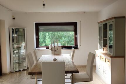 tolles Haus mit super unverbauter Lage zu vermieten 6 zimmer