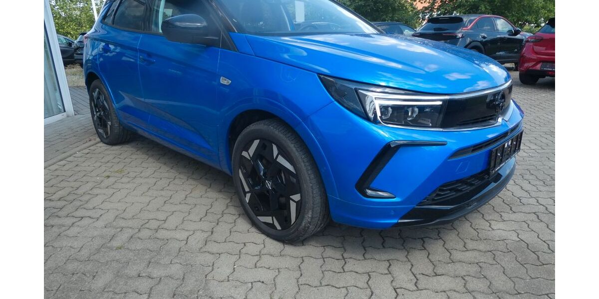 Opel Grandland (X) 6.500 km 26.990 &euro; Blankenburg 38889