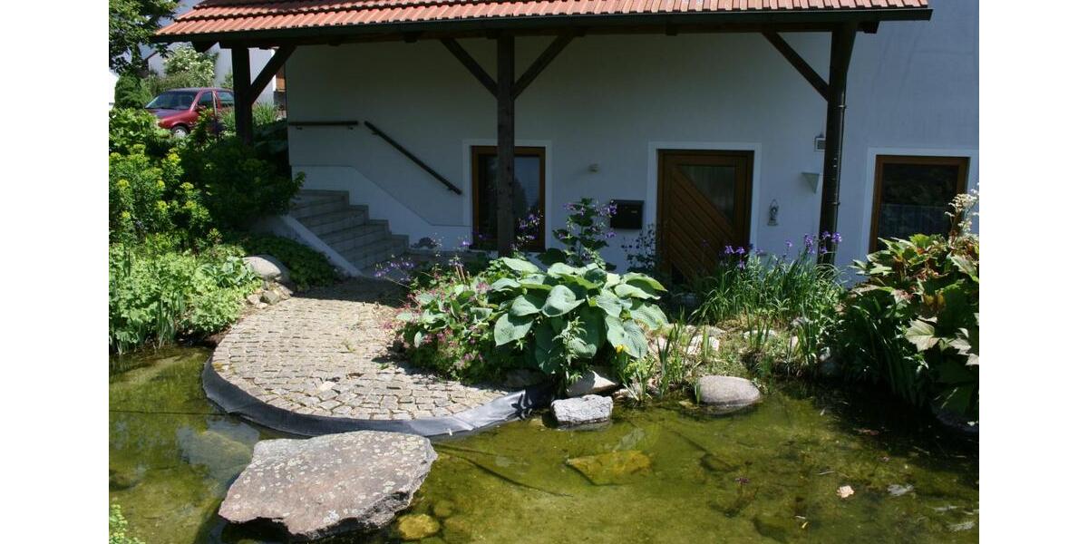 Einfamilienhaus Pfreimd - 12 Zimmer, 300 m&sup2;, 690.000&euro; | Angebot:23856430