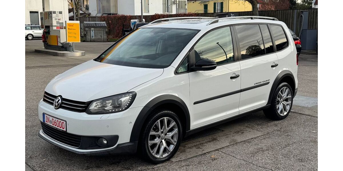 VW Touran 225.000 km 9.600 &euro; Ingolstadt 85057