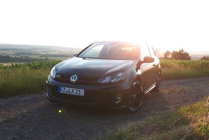 VW Golf 97.000 km 14.249 &euro; Niedenstein 34305