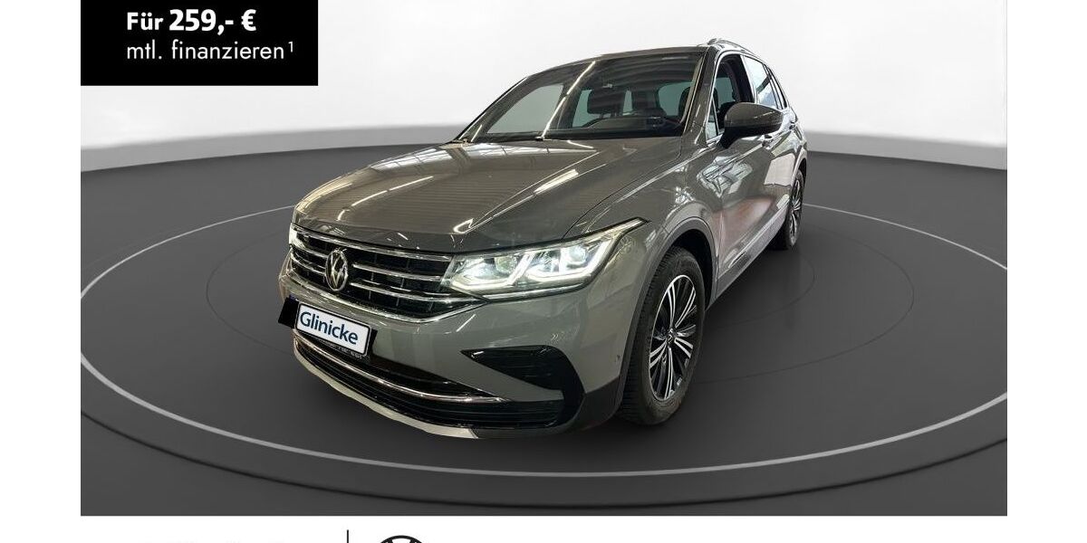 VW Tiguan 64.800 km 23.970 &euro; Erfurt 99099