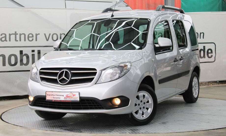 Mercedes-Benz Citan 113.000 km 12.450 € Mönchengladbach 41066