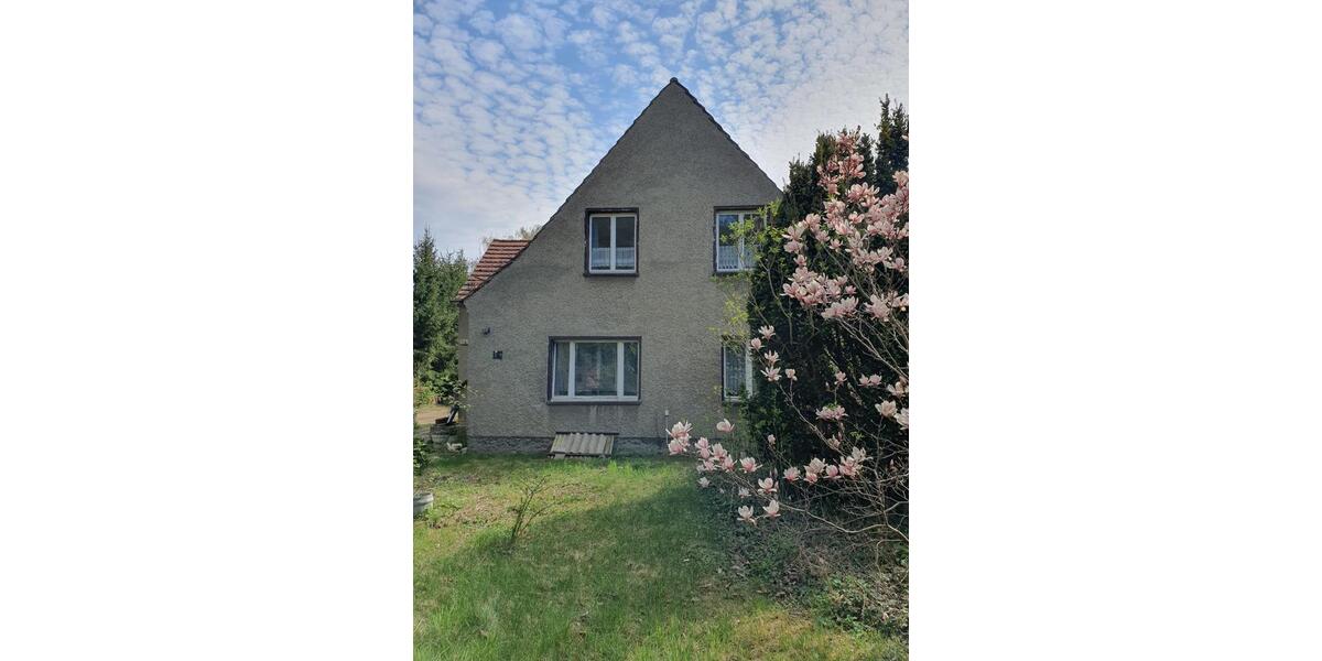 Einfamilienhaus Elsterwerda - 7 Zimmer, 150 m&sup2;, 135.000&euro; | Angebot:26414014