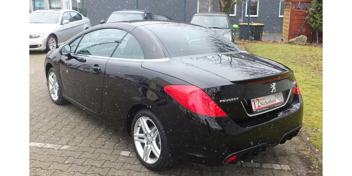 Peugeot 308 PREMIUM NAVI EL.VERDECK KLIMAAUTOM PDC 134.211 km 6.450 &euro; Köln 50858