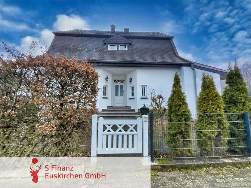 Haus zum Kaufen in Schleiden 439.000 € 176.1 m²