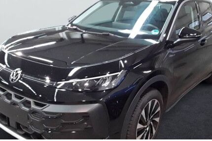 VW T-Roc 24.314 km 27.930 &euro; Berlin 10709
