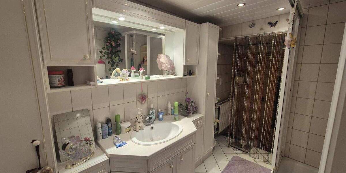Doppelhaushälfte Weißwasser - 4 Zimmer, 95 m&sup2;, 140.000&euro; | Angebot:25679744