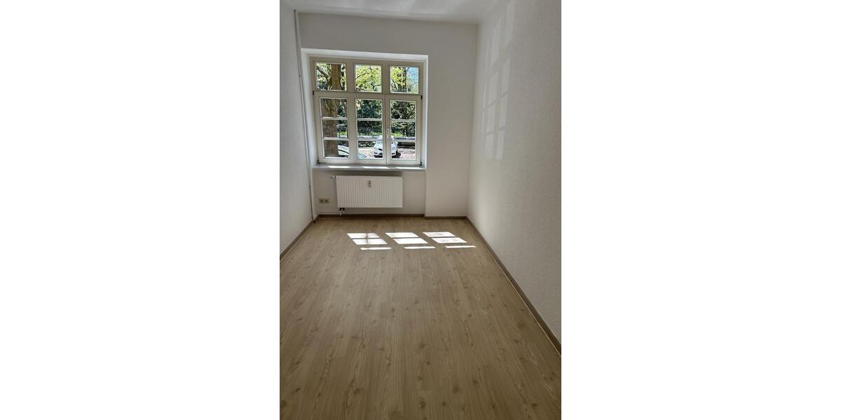 Erdgeschoßwohnung Halle (Saale) Damaschkestraße - 3 Zimmer, 74 m&sup2;, 460&euro; | Angebot:26373307