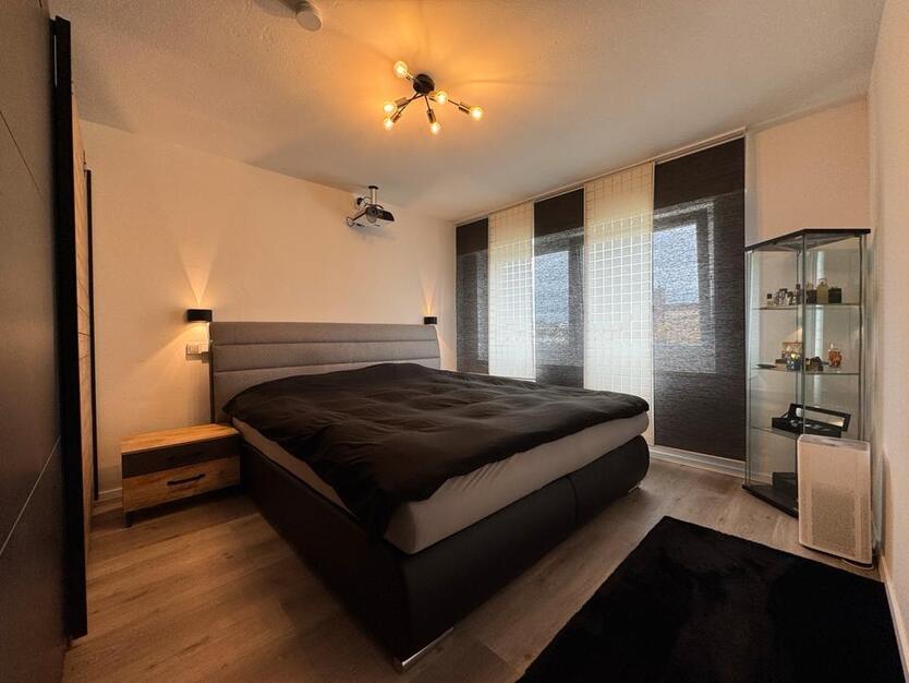Troisdorf 4-Zimmer Saniert Aufzug Möbliert Voll Ausstattung