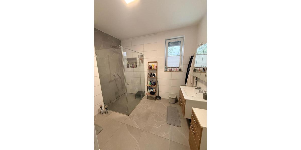 Mehrfamilienhaus, Wohnhaus Krefeld Gellep-Stratum - 9 Zimmer, 307 m&sup2;, 480.000&euro; | Angebot:25375756