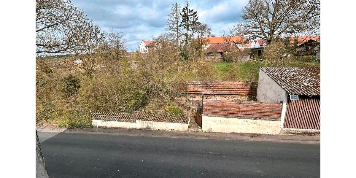 Einfamilienhaus Kirchhain - 6 Zimmer, 130 m&sup2;, 156.000&euro; | Angebot:26240599