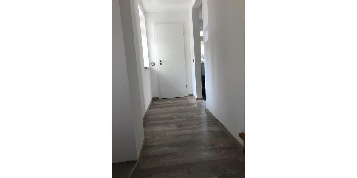 Einfamilienhaus Gunzenhausen - 5 Zimmer, 125 m&sup2;, 1.150&euro; | Angebot:26142214