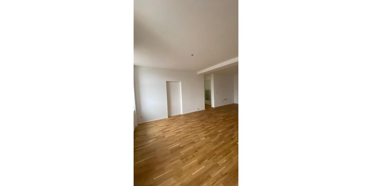 Etagenwohnung Donaueschingen - 2.5 Zimmer, 79 m&sup2;, 869&euro; | Angebot:25205596