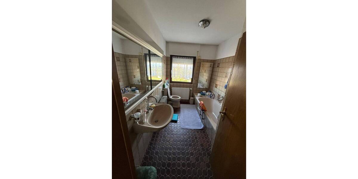 Einfamilienhaus Eichenzell-Büchenberg Büchenberg - 1 Zimmer, 271 m&sup2;, 364.000&euro; | Angebot:25863789