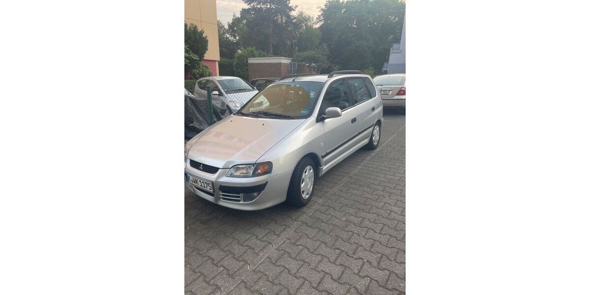 Mitsubishi Space Star 110.000 km 2.150 &euro; köln 50735