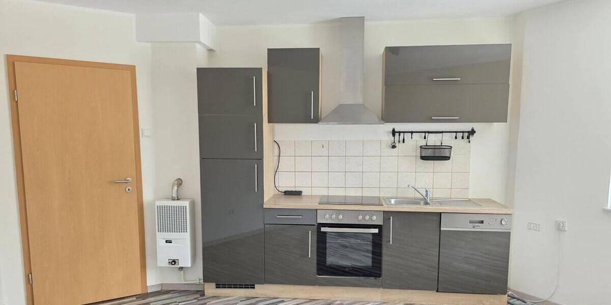 2 Zimmerwohnung mit EBK und Stellplatz im unteren Frauenland zu verkaufen (WG-geeignet) 2 zimmer