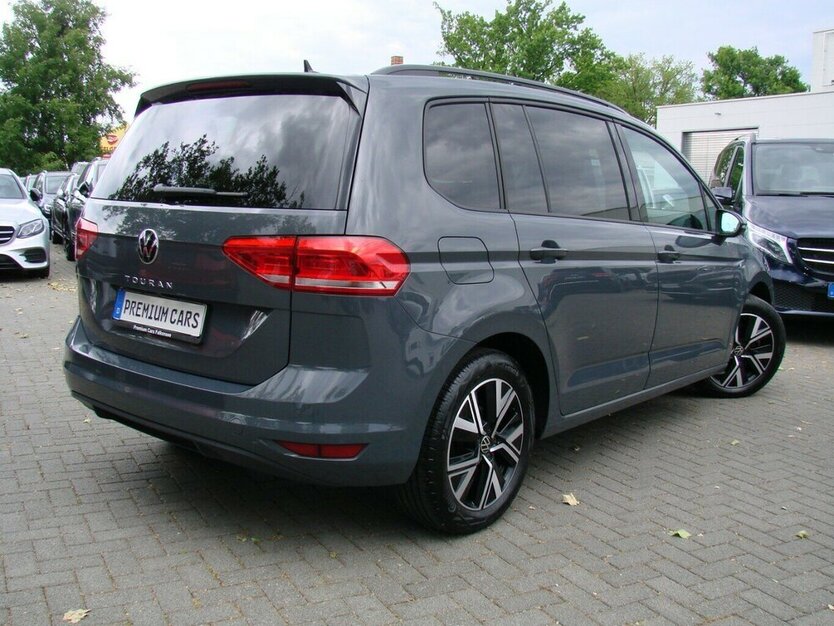 Touran 1.5TSI Comfortline 7-Sitzer Pano Standheizu
