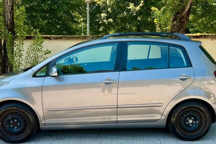 VW Golf Plus 19.900 km 8.999 € Karlsruhe 76139