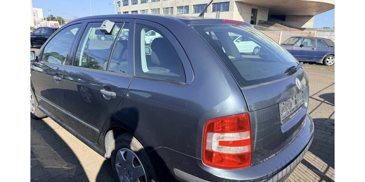 Skoda Fabia 1.2 Classic/Klima/mit TÜV 185.010 km 1.000 &euro; Frankfurt 60386