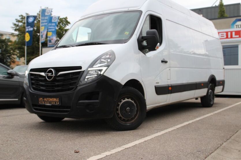 Opel Movano 32.000 km 17.800 € München 81243