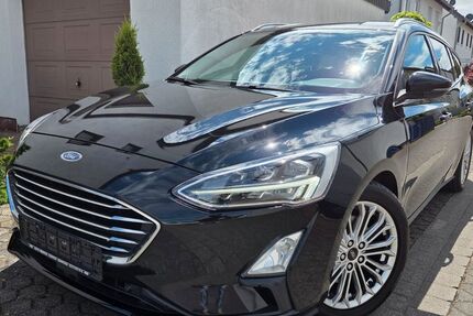 Ford Focus 190.000 km 8.790 &euro; Düren 52353