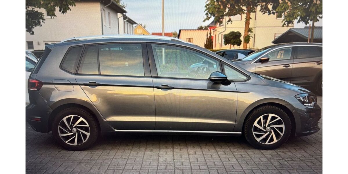 VW Golf 31.500 km 13.700 &euro; Langquaid OT Niederleierndorf 84085