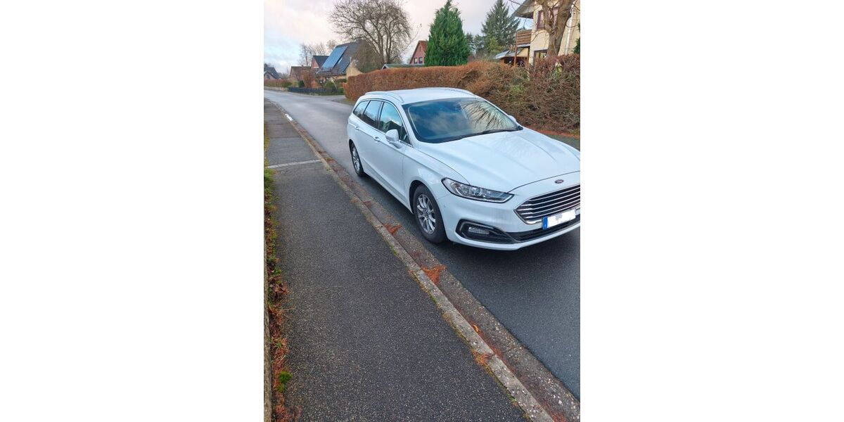 Ford Mondeo 105.800 km 15.799 &euro; Schleswig 24837