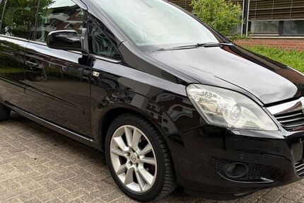 Opel Zafira 204.000 km 4.299 &euro; Steinfurt 48565