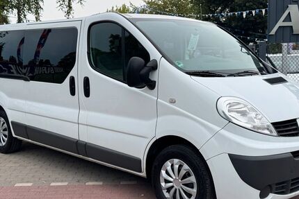 Renault Trafic 156.946 km 12.990 &euro; BERLIN 13127