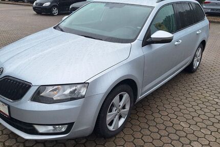 Skoda Octavia 243.000 km 5.990 &euro; Rostock 18146