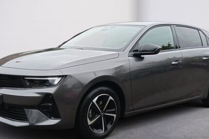 Opel Astra 9.900 km 23.630 € Maxdorf 67133