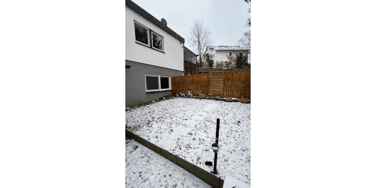 Provisionsfreier Bungalow mit großem Gartenpotenzial & Doppelgarage 5 zimmer