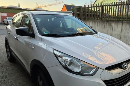 Hyundai ix 35 133.000 km 6.000 &euro; Wetter 35083