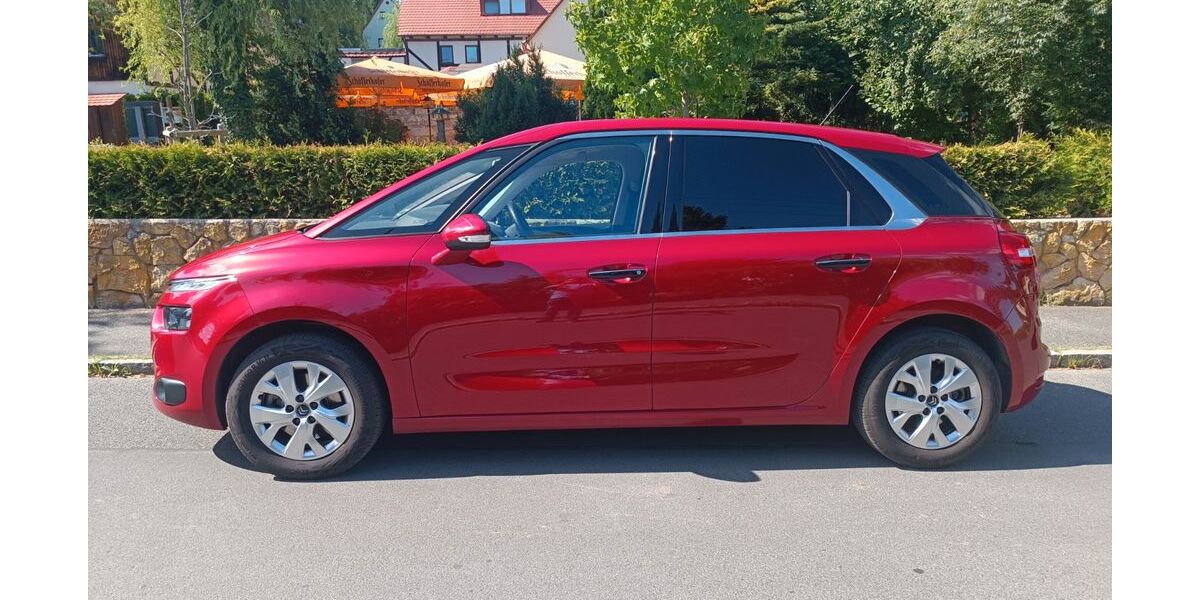 Citroen C4 Picasso 102.000 km 9.500 &euro; Dresden 01067