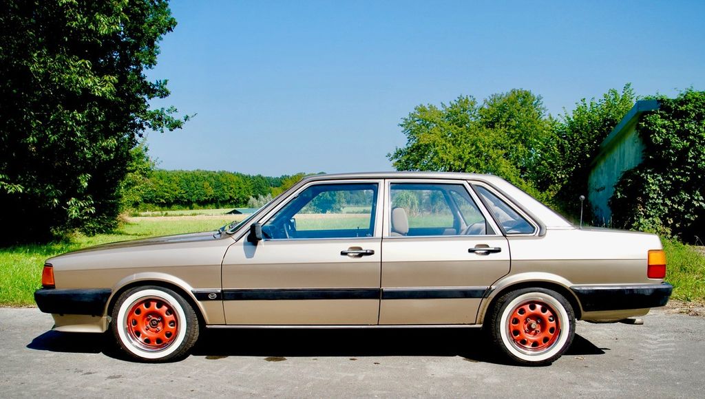 Audi 80 162.500 km 4.999 &euro; Höxter 37671