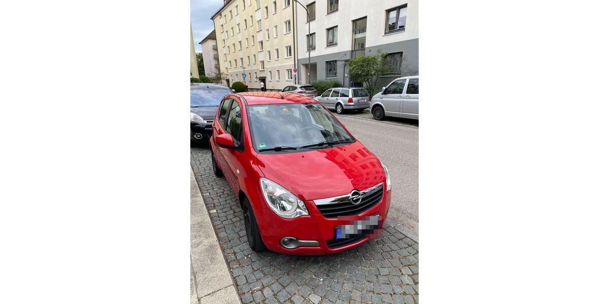 Opel Agila 113.000 km 2.150 &euro; München 81371