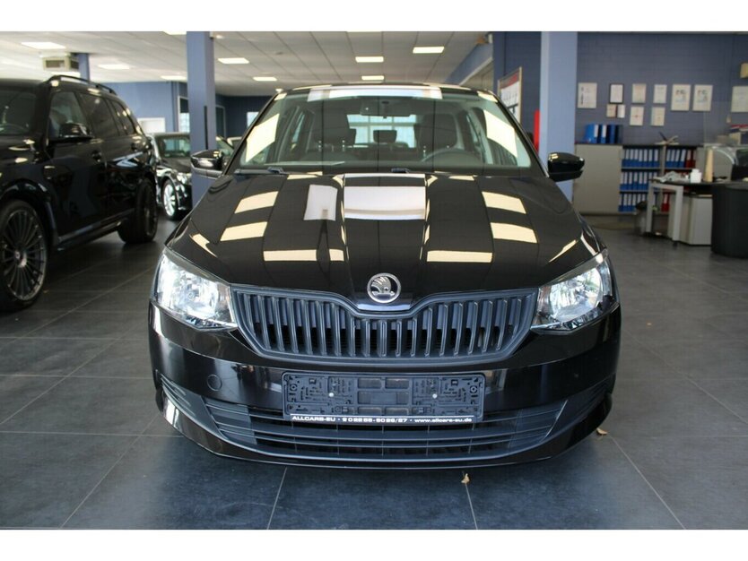 Skoda Fabia 1.0 MPI Cool Edition 66.971 km 8.980 € Euskirchen 53881