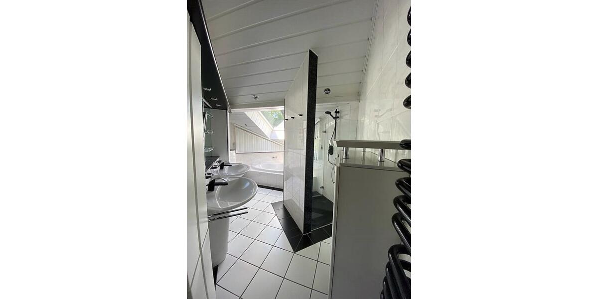 Einfamilienhaus Uetze - 4 Zimmer, 114 m&sup2;, 1.200&euro; | Angebot:24614350